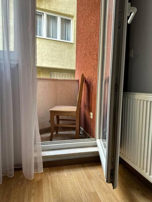 Ora-Prn,Peaceful Central Apartment Pristina Exteriör bild